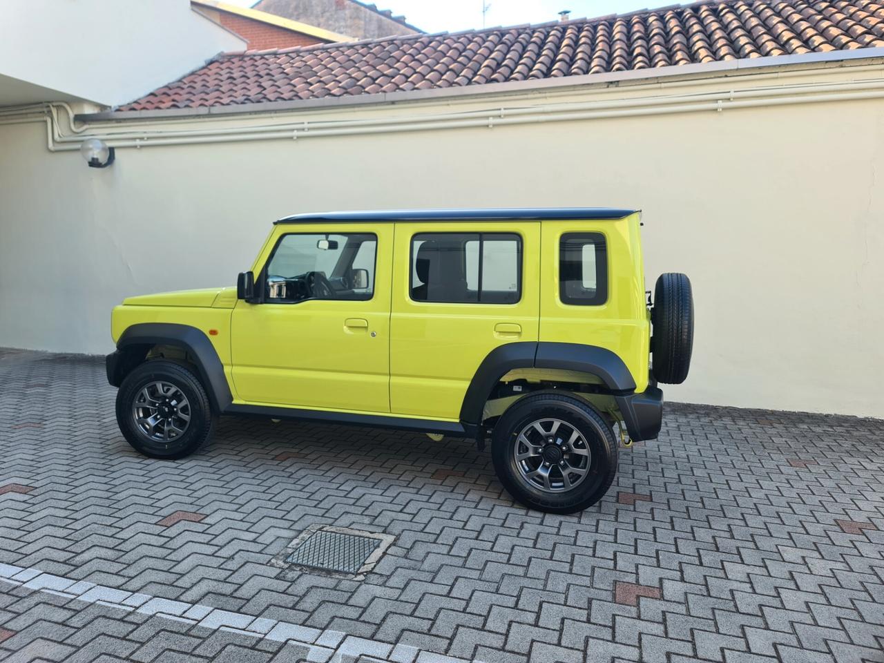 Suzuki Jimny 5p autovettura GLX cambio aut.
