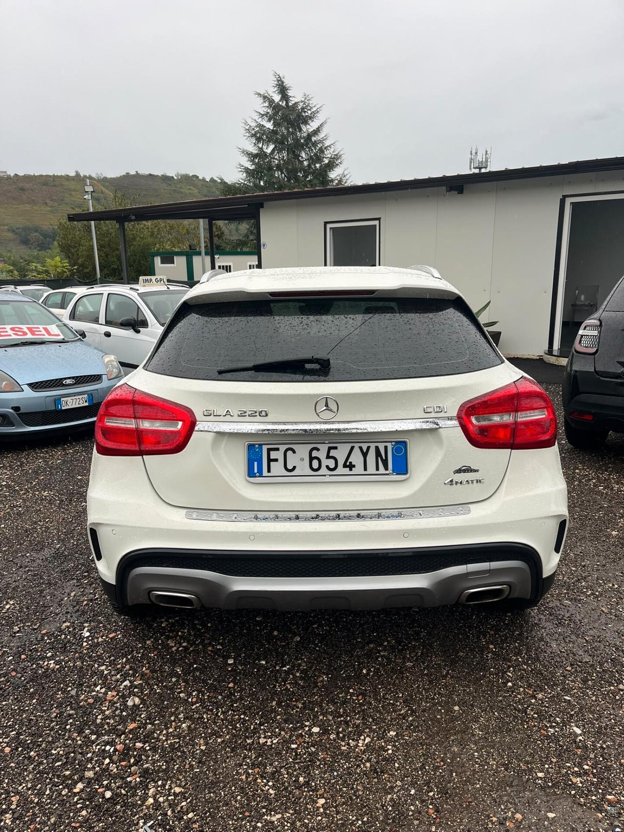 Mercedes-benz GLA 220 CDI Automatic 4Matic Sport