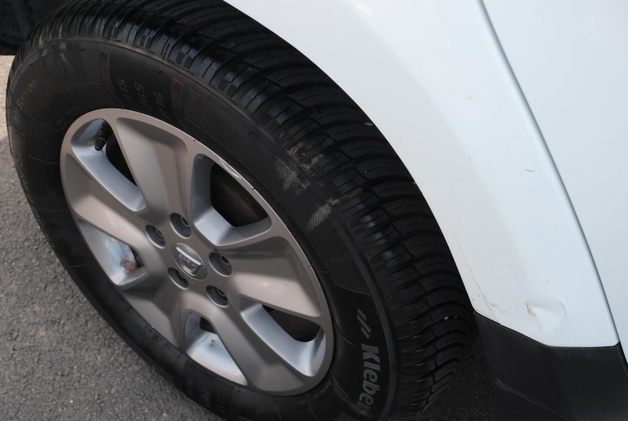 DACIA DUSTER 1.6 101 CV BENZ/GPL OK NEOPATENTATI
