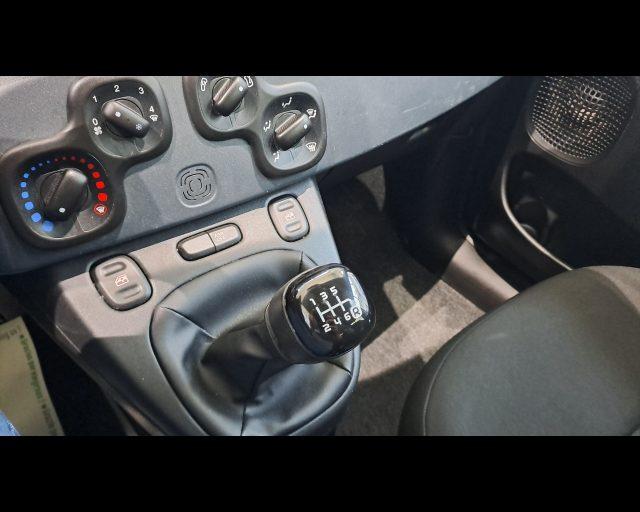 FIAT New Panda 1.0 firefly hybrid s&s 70cv 5p.ti