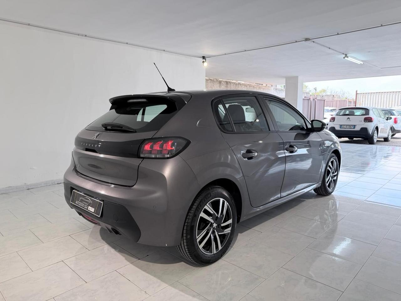 Peugeot 208 75CV NEOPATENTATI PRONTA CONSEGNA