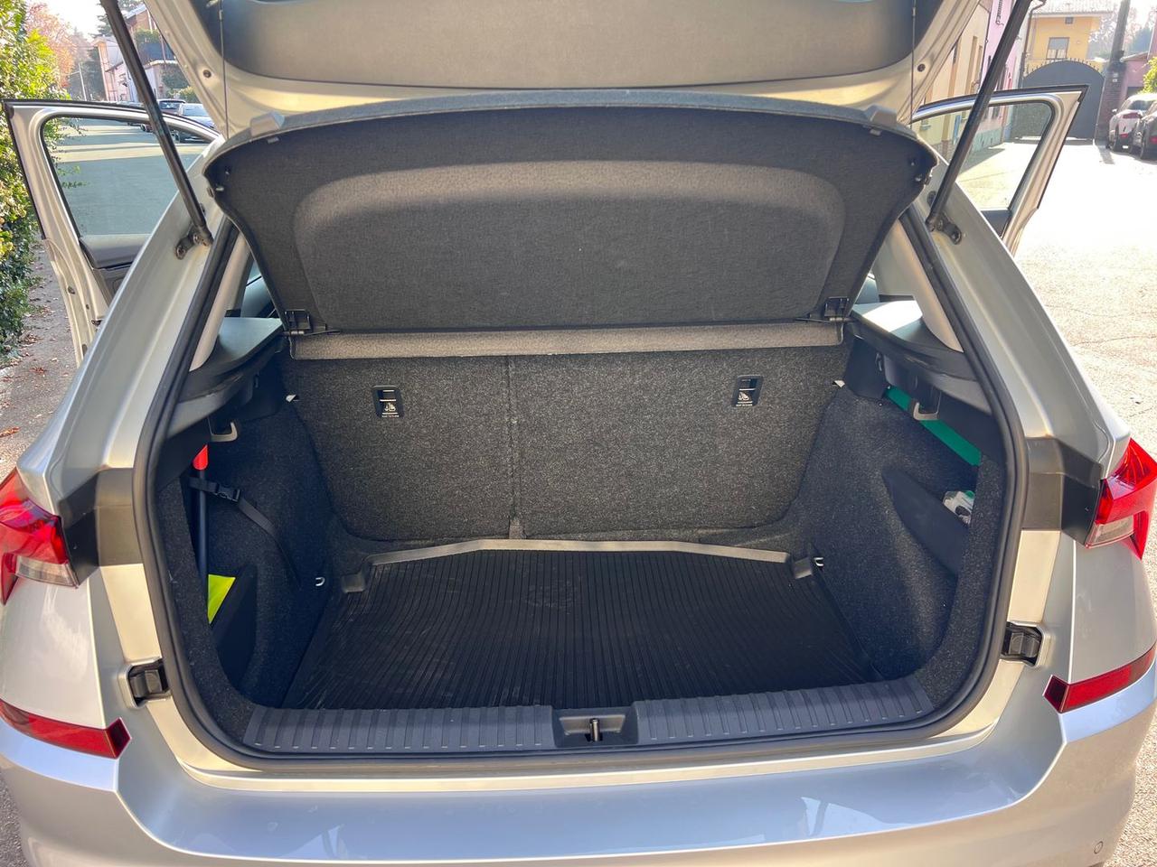 Skoda Kamiq 1.0 TSI Ambition #7727