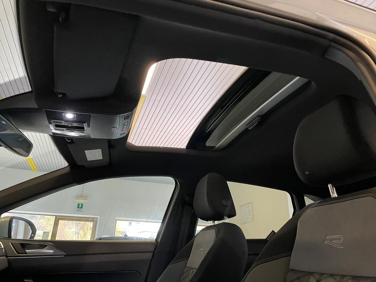 Volkswagen Taigo 1.0 TSI 115 CV R-Line