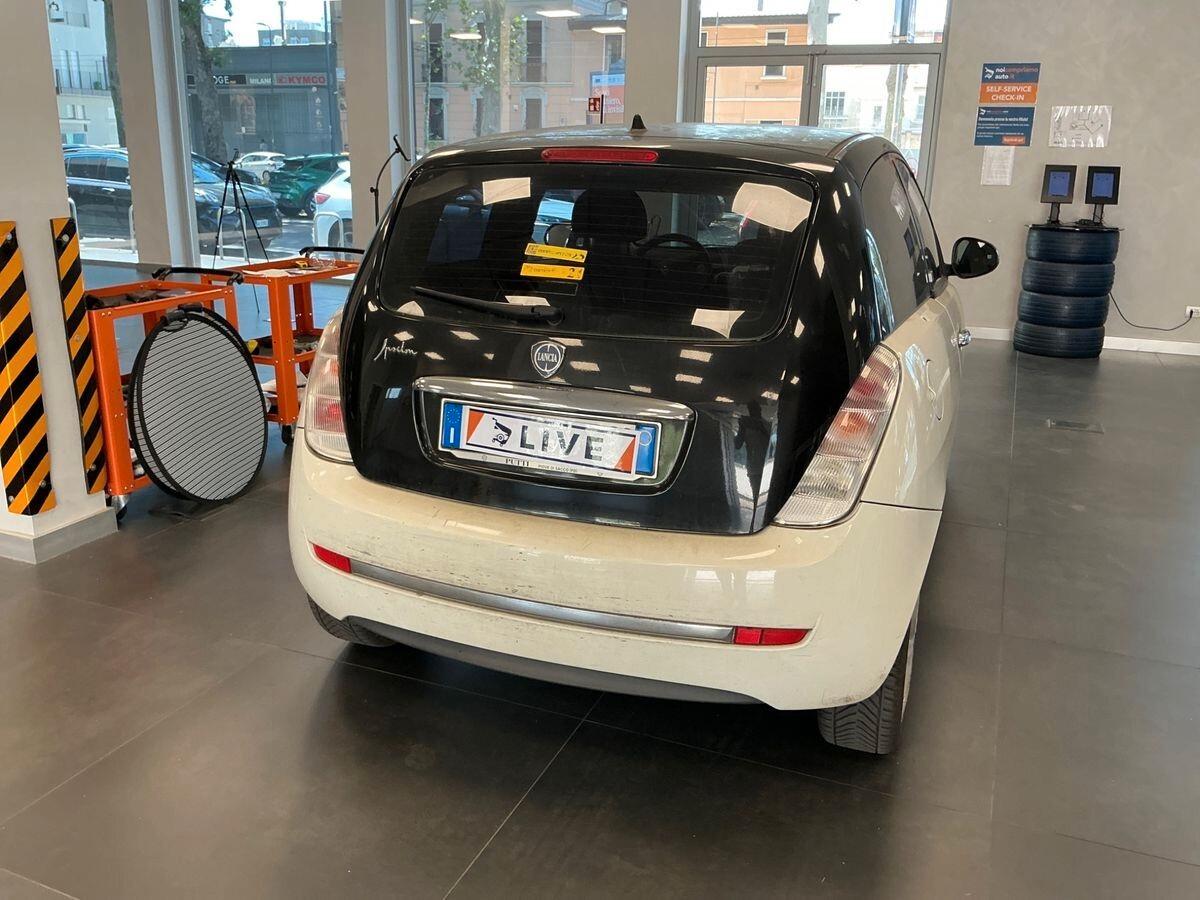 LANCIA YPSILON 1.2 BENZINA - NEOPATENTE