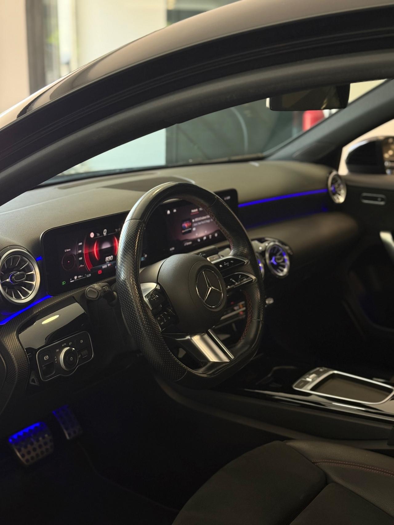Mercedes-benz A 180 d Automatic AMG Line Premium Plus