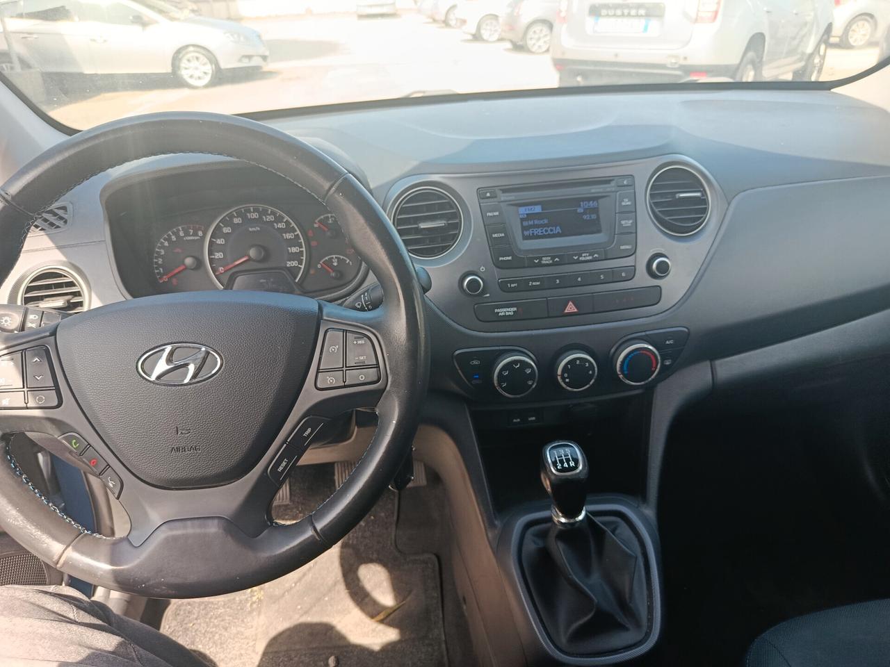 Hyundai i10 1.0 MPI Sound Edition