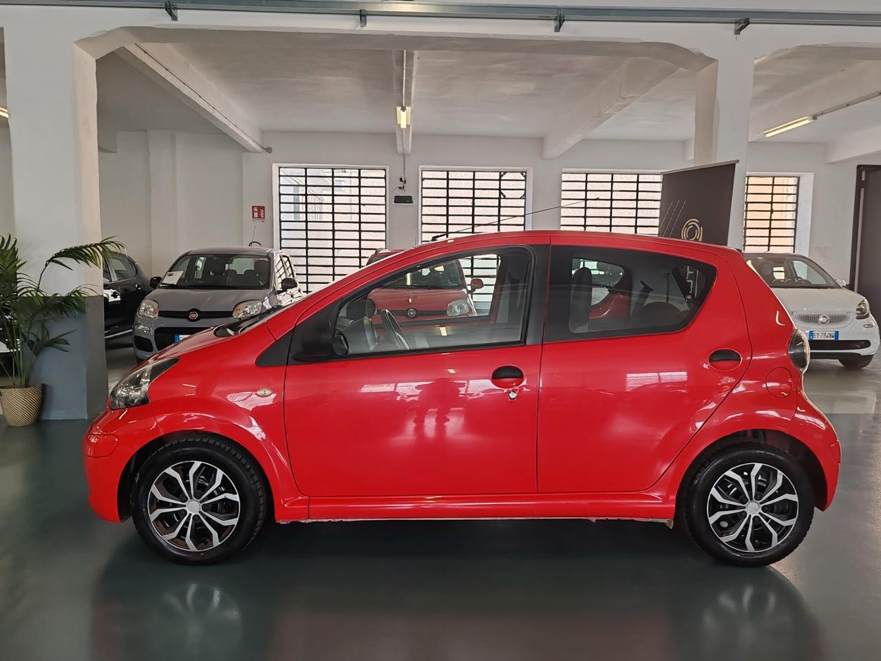 Toyota Aygo 1.0 12V VVT-i 5 porte