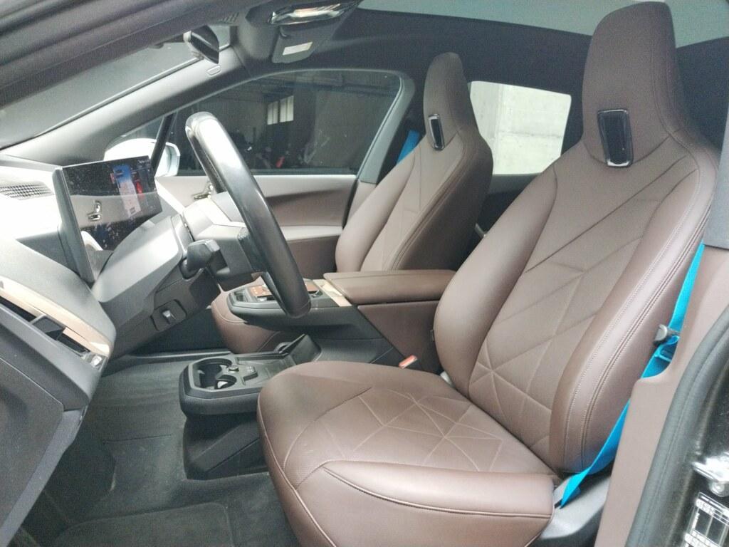 BMW iX 40 pacchetto sportivo xDrive