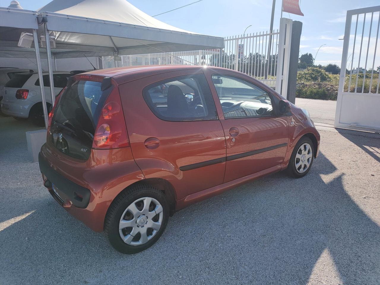 Peugeot 107 1.0 68CV 5p. Plaisir