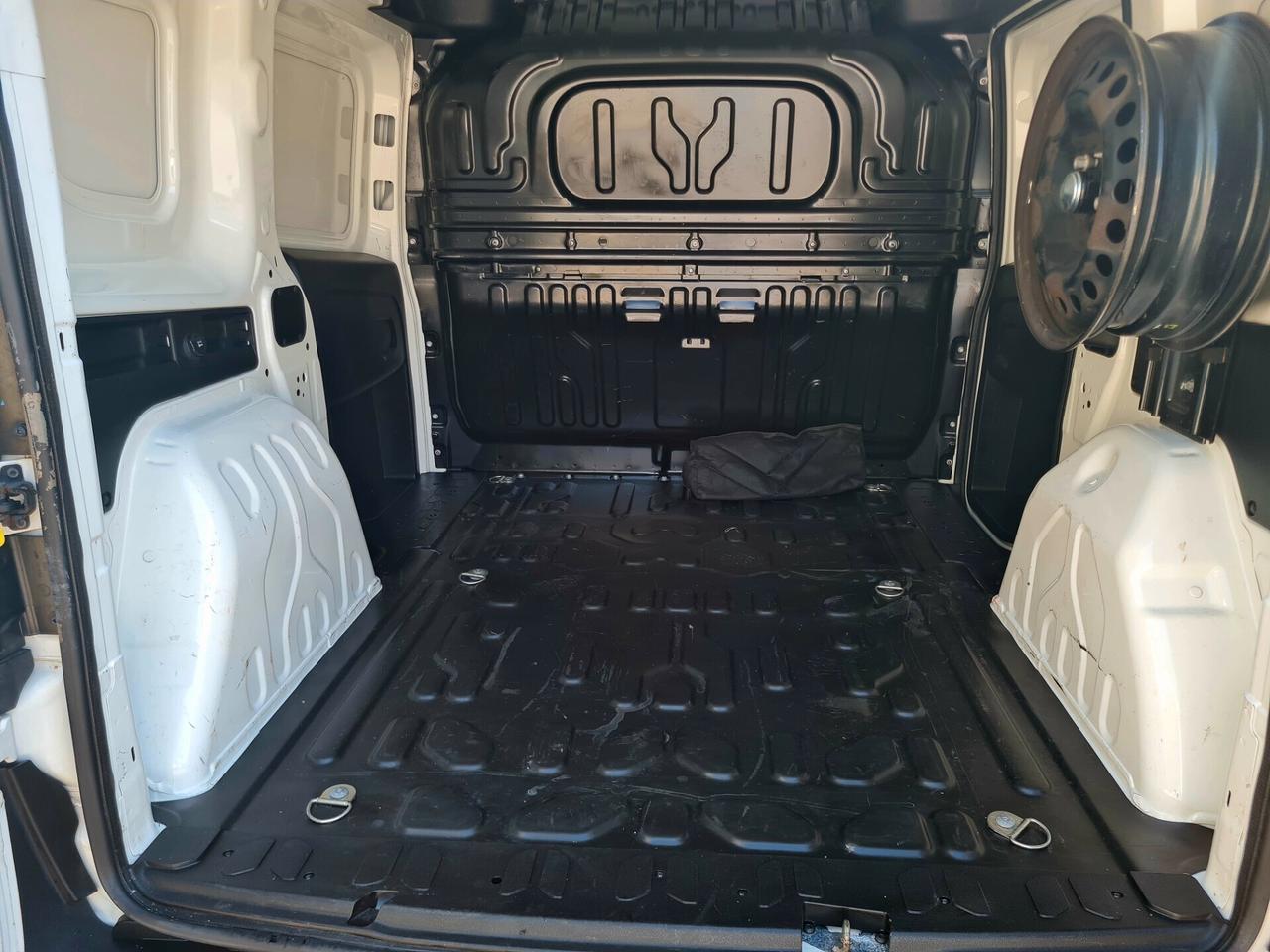 Fiat Doblo 1.4 Cargo 3 POSTI *TAGLIANDI*UNIPRO*