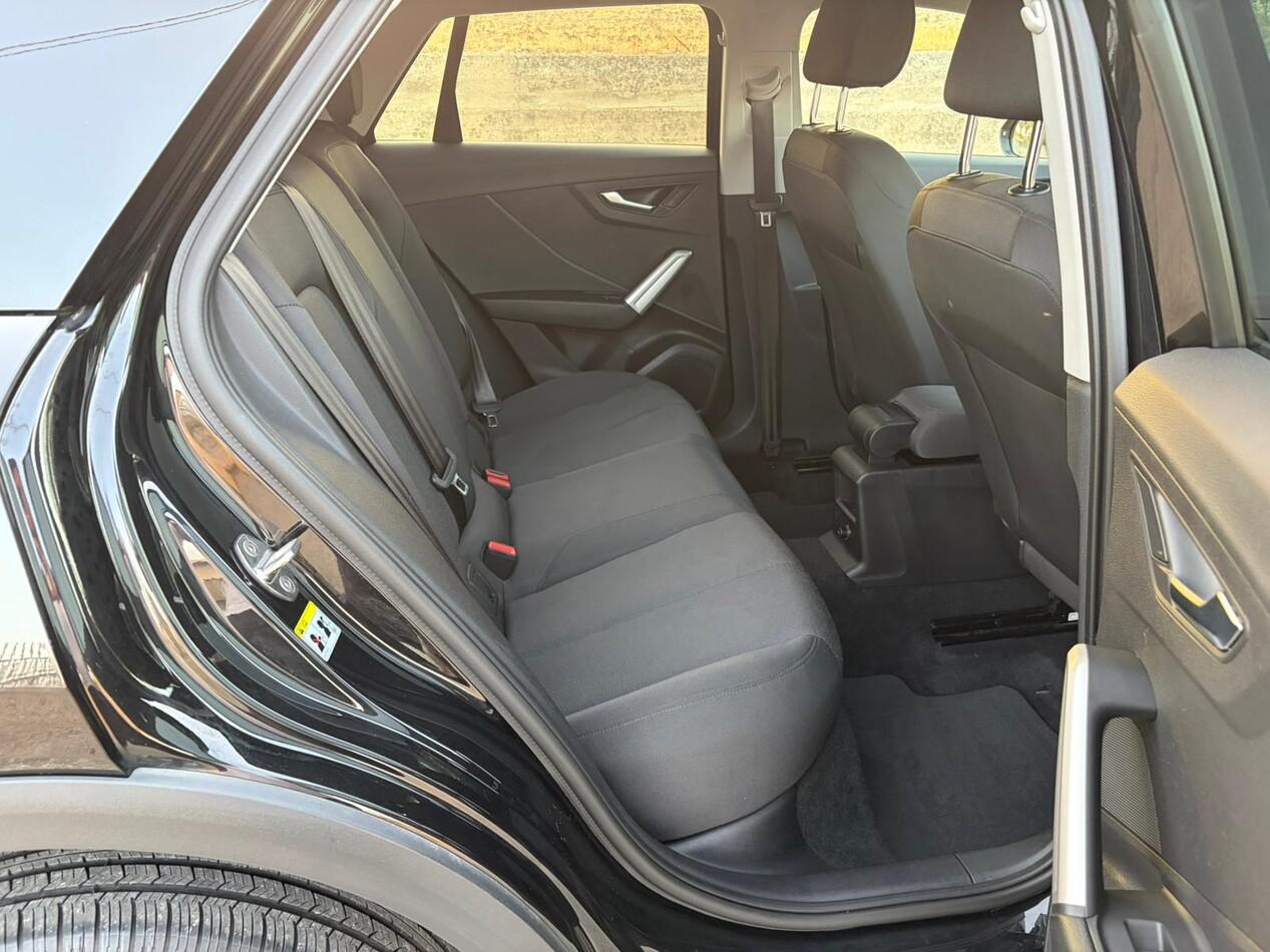 Audi Q2 35 2.0 tdi Business s-tronic