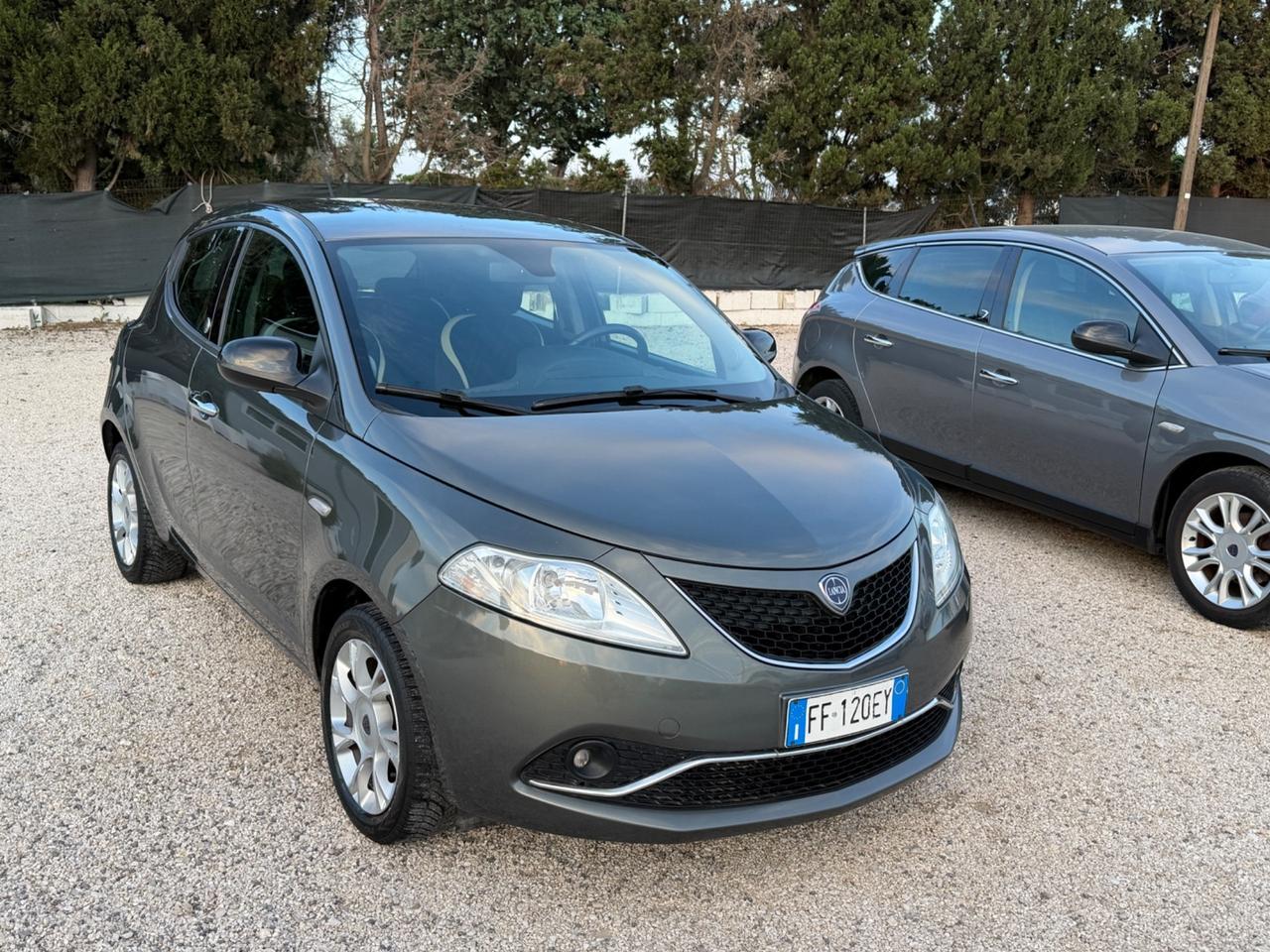 Lancia Ypsilon 1.2 69 CV 5 porte GPL Ecochic Gold
