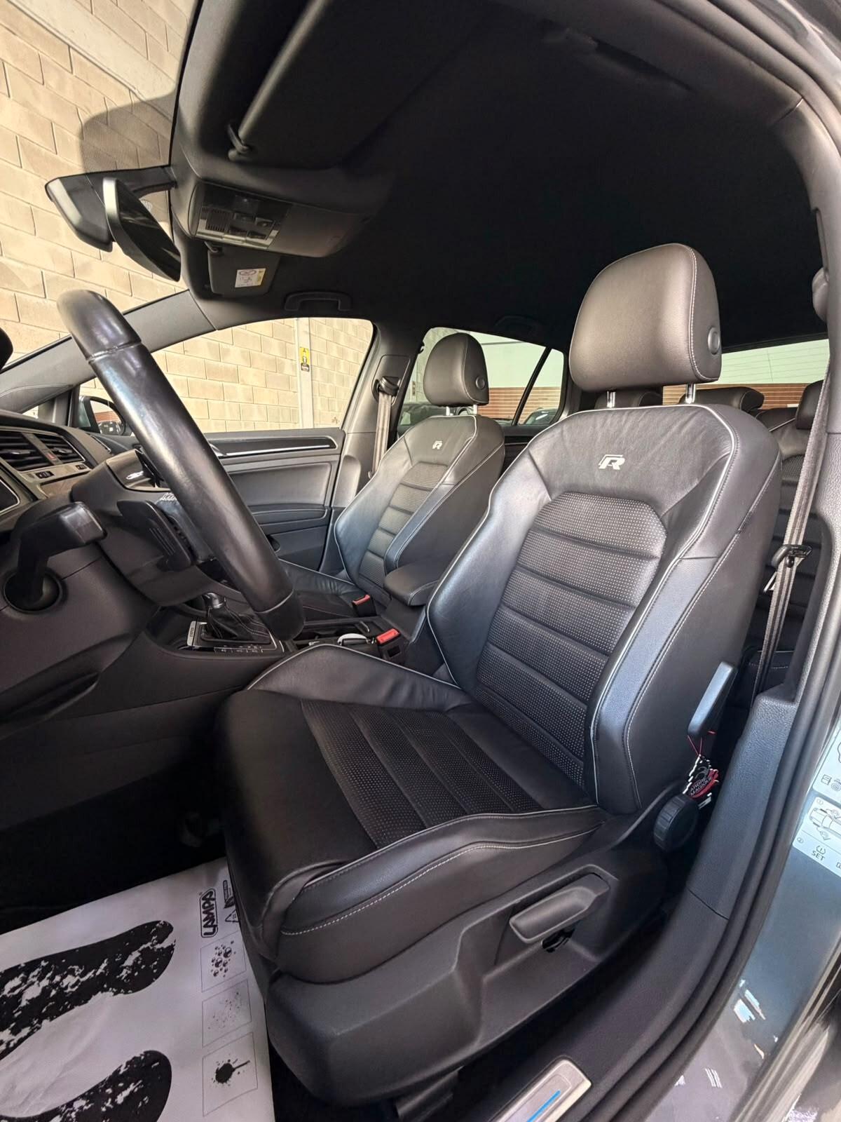 Volkswagen Golf 7.5 R 2.0 TSI DSG - GARANZIA