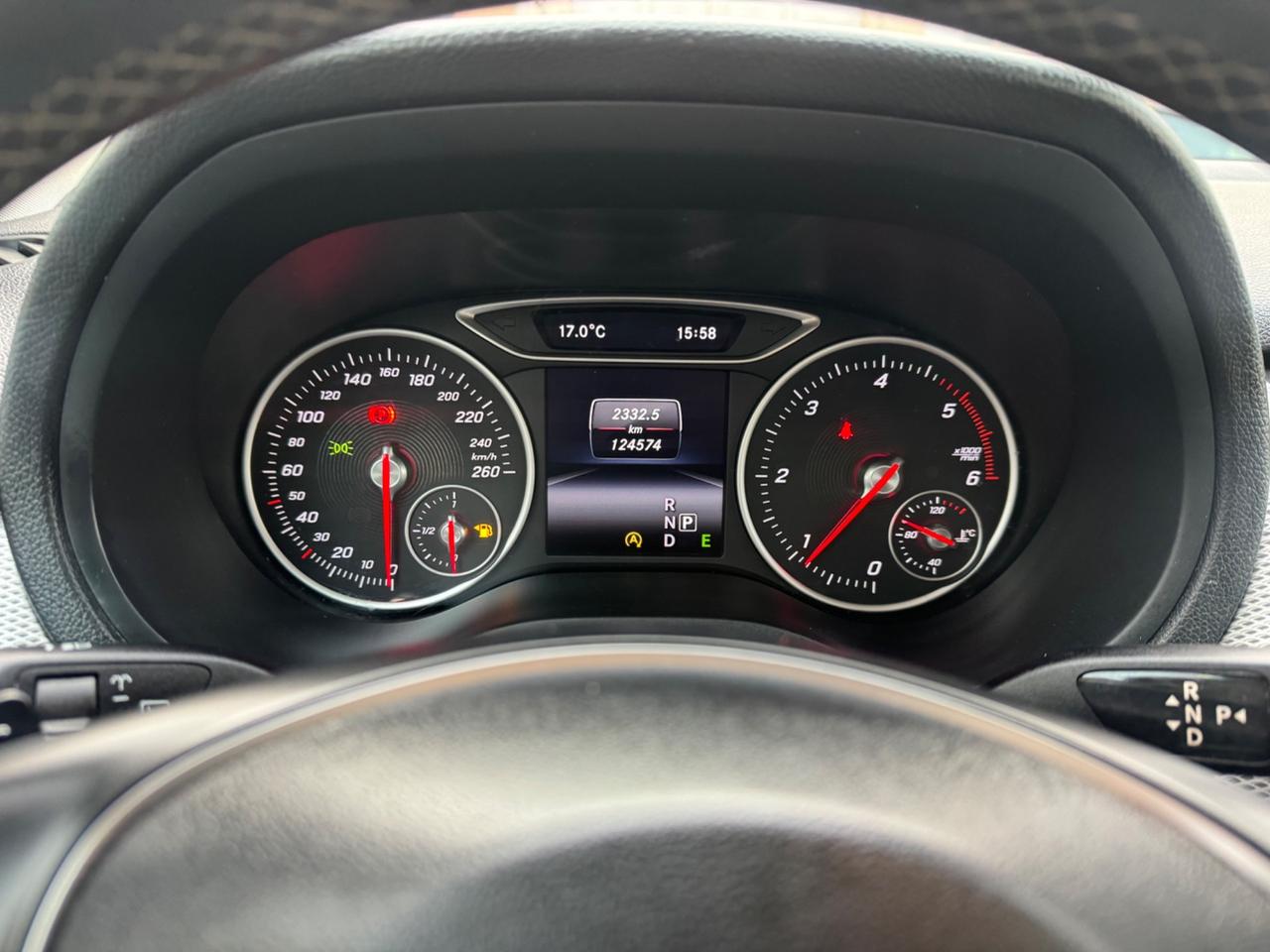 Mercedes-benz B180 1.5 DIESEL 109CV PREMIUM 11/2015