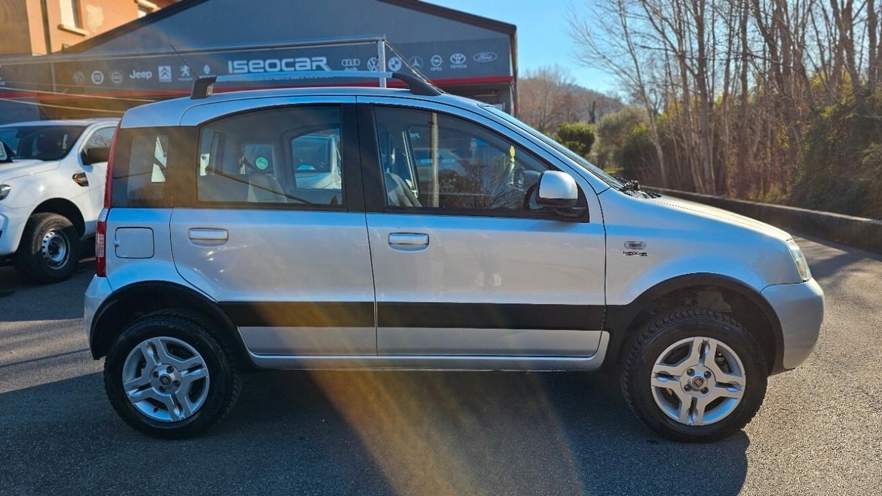 Fiat Panda 1.3 MJT 16V DPF 4x4 Climbing *ELD*