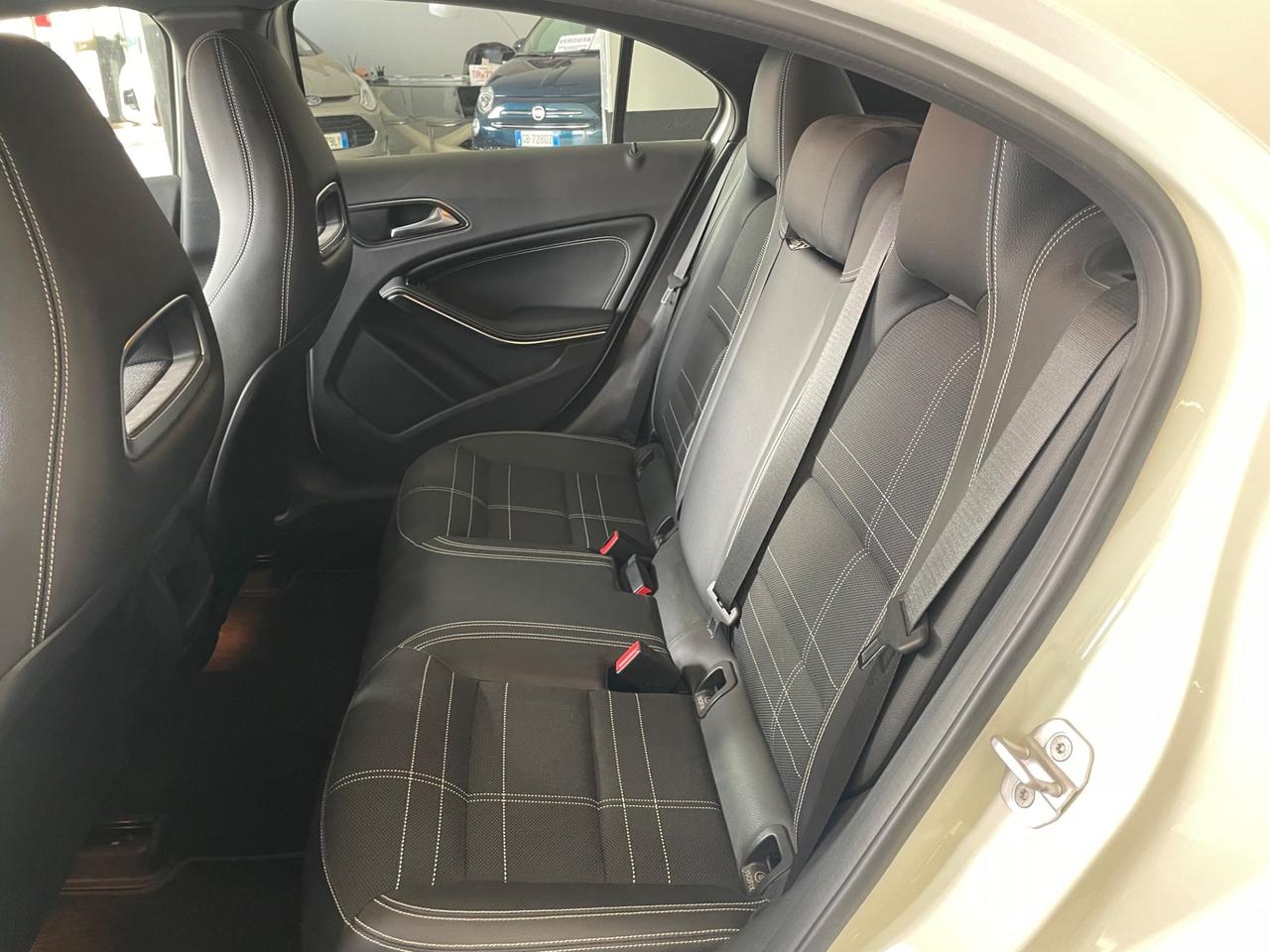 Mercedes-benz A 180 Urban - Cambio automatico - Nessun vincolo -