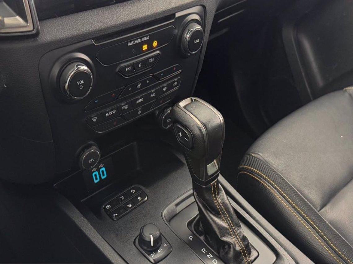 FORD Ranger 2 0 tdci double cab wildtrak 170cv auto