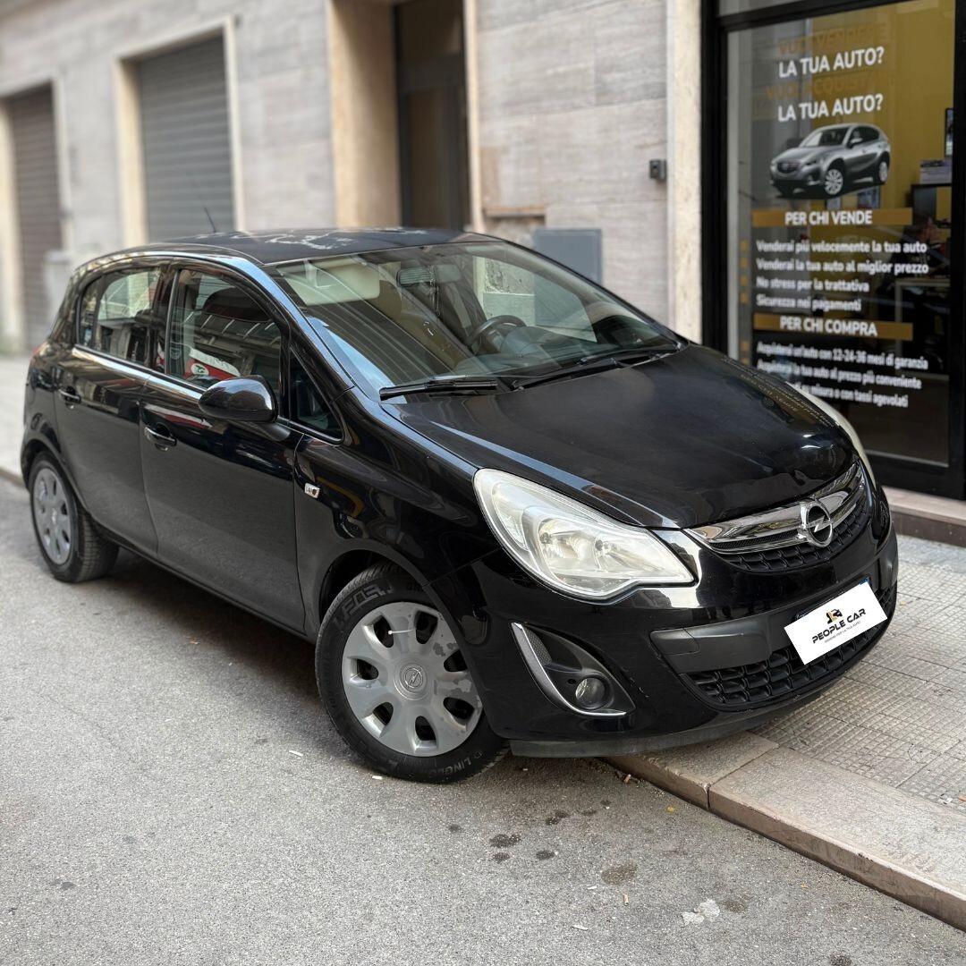 Opel Corsa 1.2 5 porte Cosmo