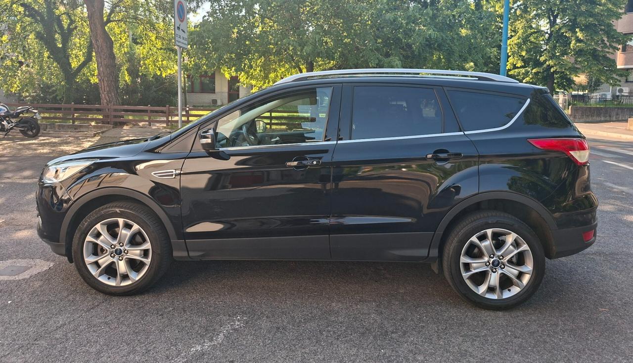 Ford Kuga 2.0 TDCI 150 CV S&S 4WD Powershift Business