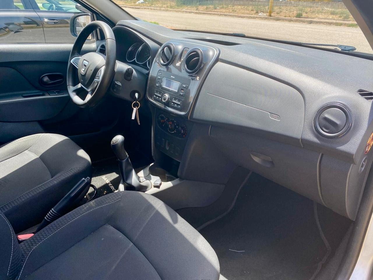 Dacia Sandero 1.5 dCi 8V 75 CV *gancio traino
