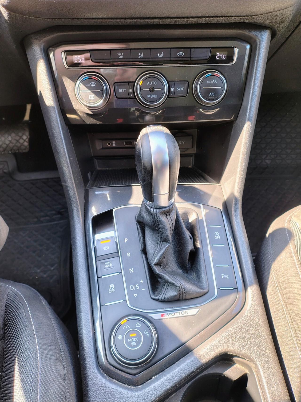 Volkswagen Tiguan 2.0 TDI SCR DSG 4MOTION Business BMT