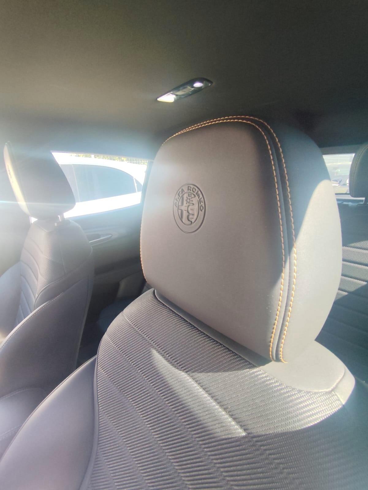 Alfa Romeo Tonale 1.3 280 CV PHEV AT6 Q4 Speciale