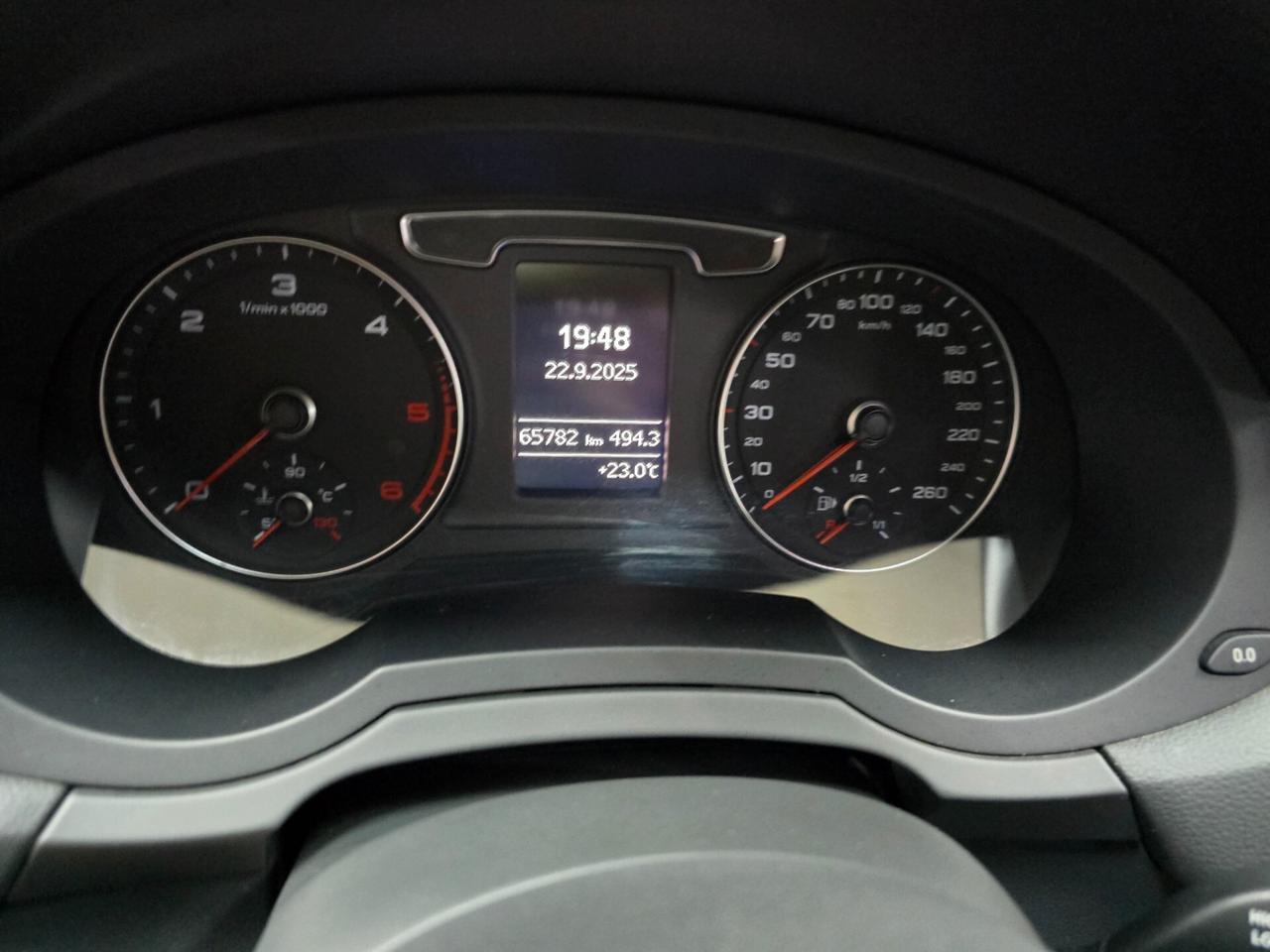 Audi Q3 2.0 TDI 120 CV (km 65000 )