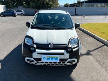 Fiat Panda 1.0 City Cross HYBRID