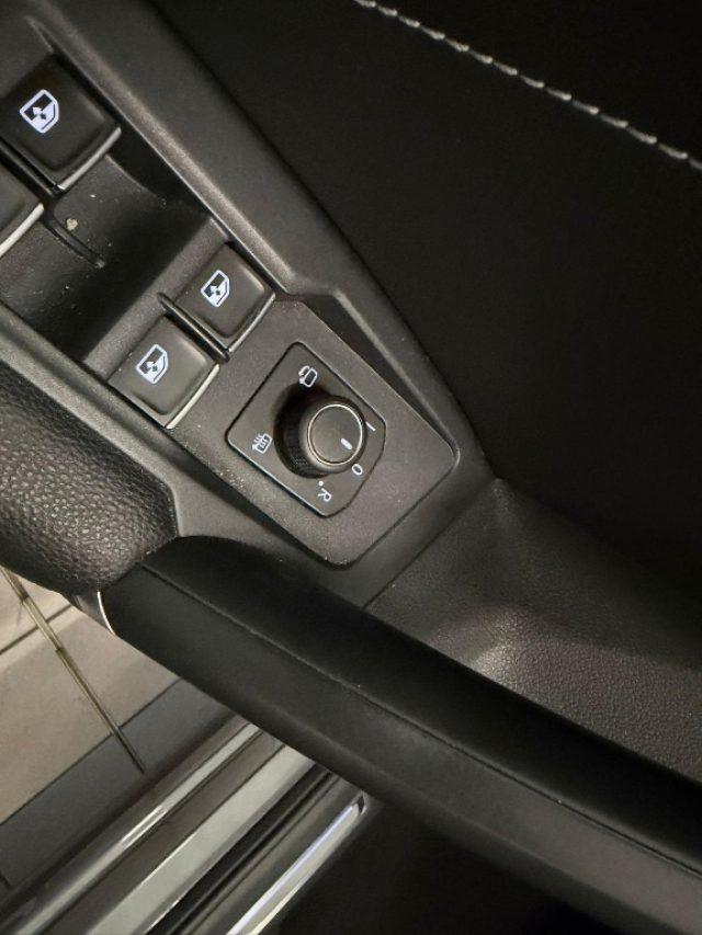 VOLKSWAGEN Tiguan 2.0 BiTDI SCR DSG 4MOTION Executive R-Line BMT
