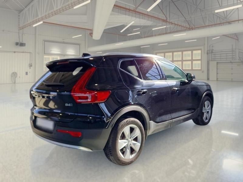 VOLVO XC40 B4 AWD AUTOMATICO CORE SUV