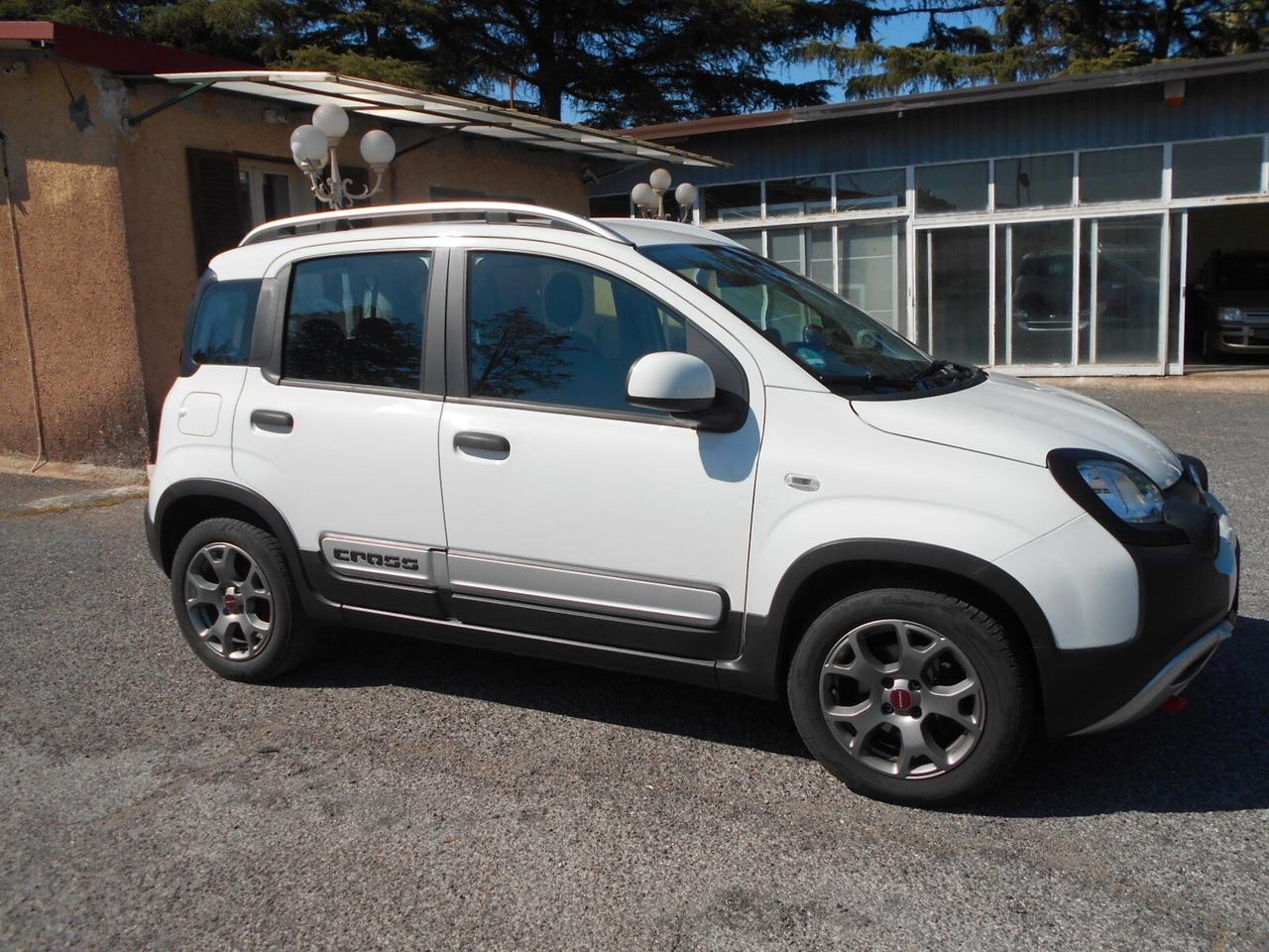 Fiat Panda 1.0 FireFly S&S Hybrid City Cross