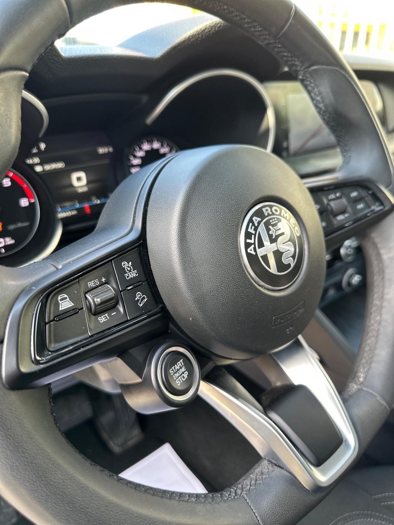 Alfa Romeo Stelvio 2.2 Turbodiesel 190 CV AT8 RWD Executive