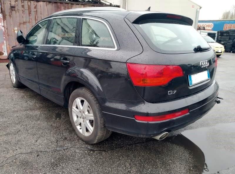 Audi Q7 S-LINE 3.0 V6 TDI 233CV quattro tiptronic