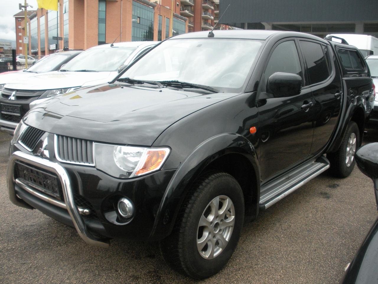 Mitsubishi L200 2.5 DI-D/136CV Double Cab Intense ''MAGURA''