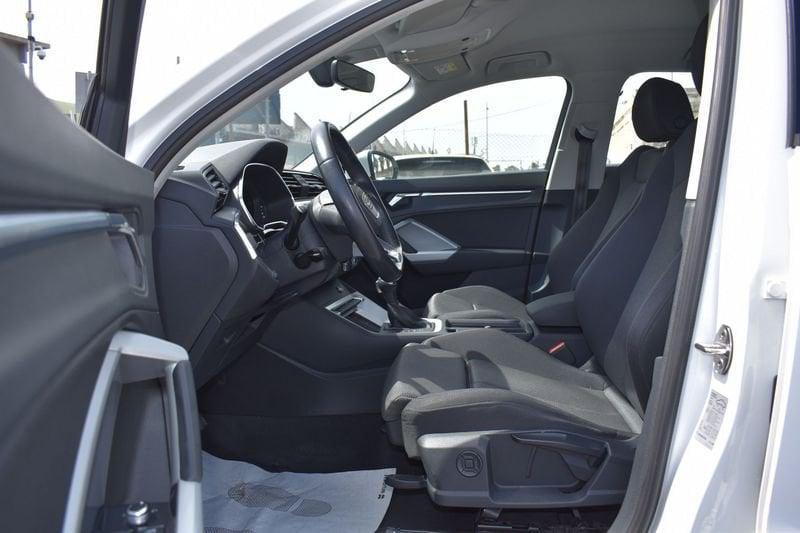 Audi Q3 2.0 35 TDI S Tronic Business