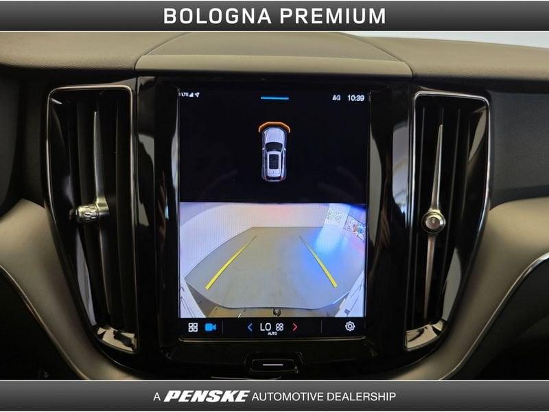 Volvo XC60 B4 (d) AWD automatico Core