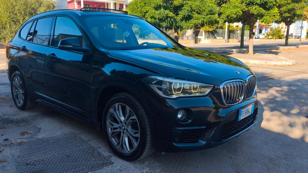 Bmw X1 xDrive20d 190cv xLine 2016 TETTO PANORAMICO APRIBILE