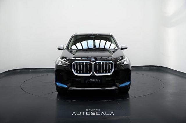 BMW iX1 xDrive 30 xLine