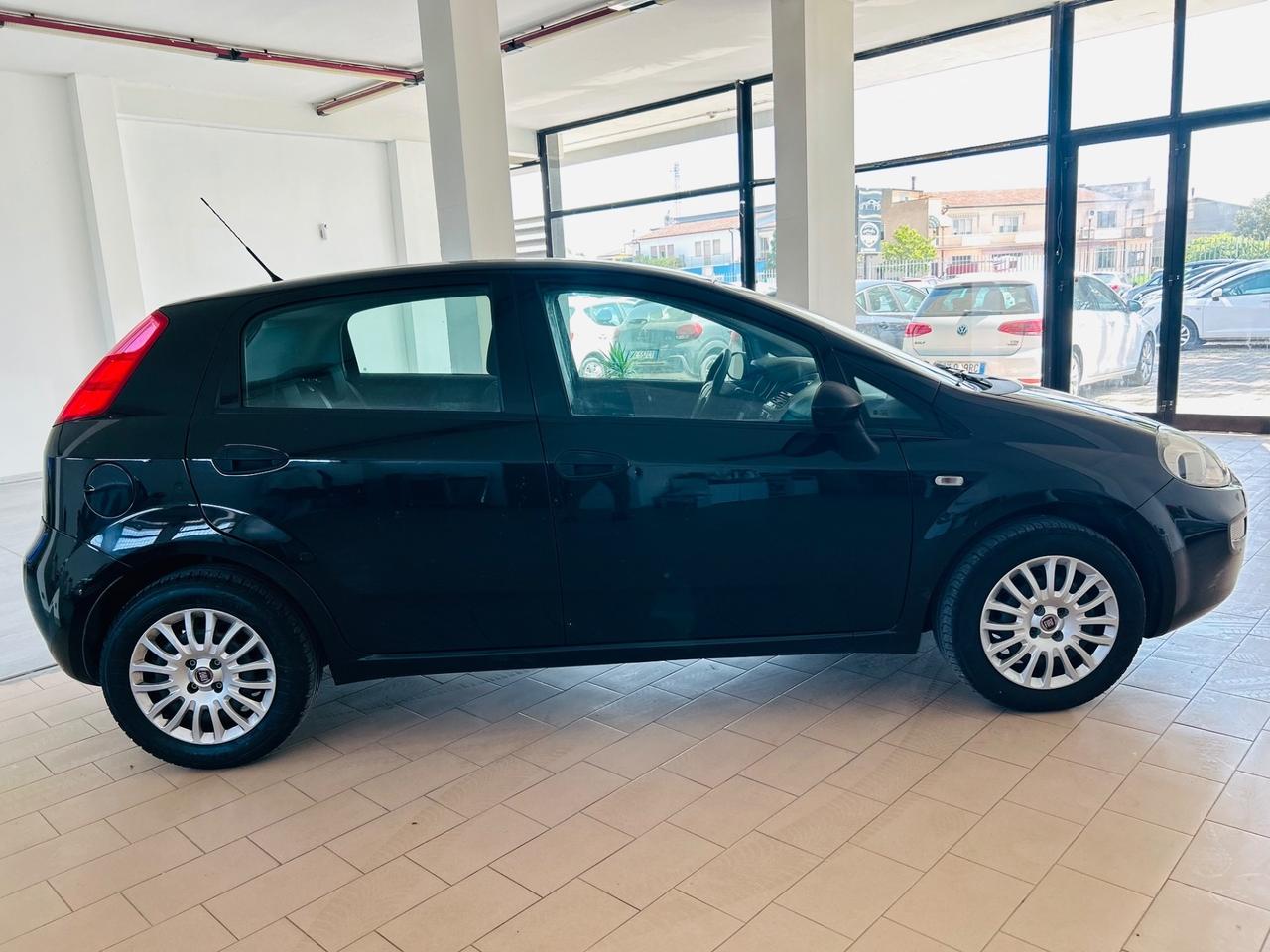 Fiat Punto 1.3 MJT II 75 CV 5 porte Street