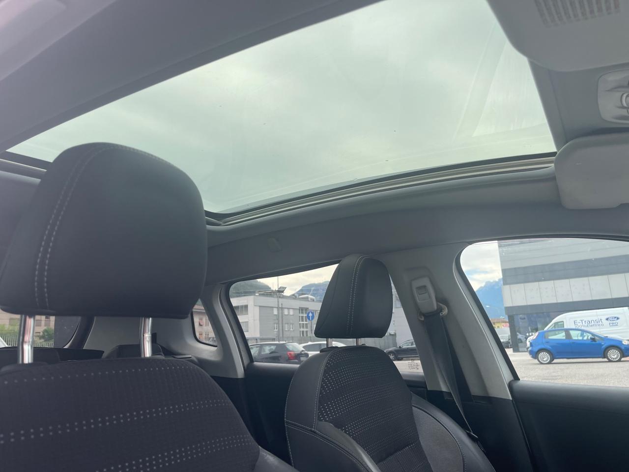 Peugeot 2008 1.6 e-HDi 115 CV Stop&Start Féline