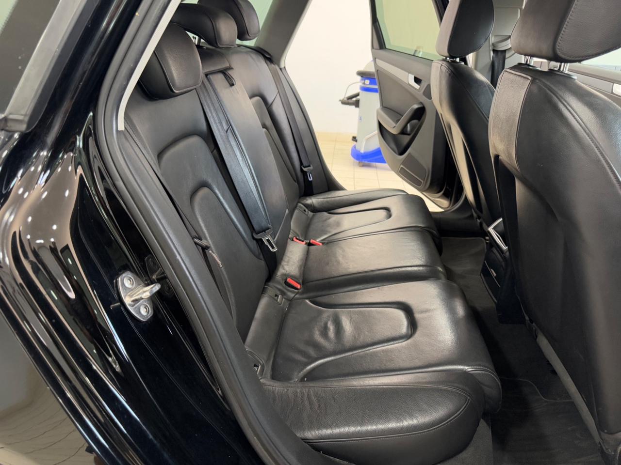 Audi A4 2.0 tdi full optional 2014