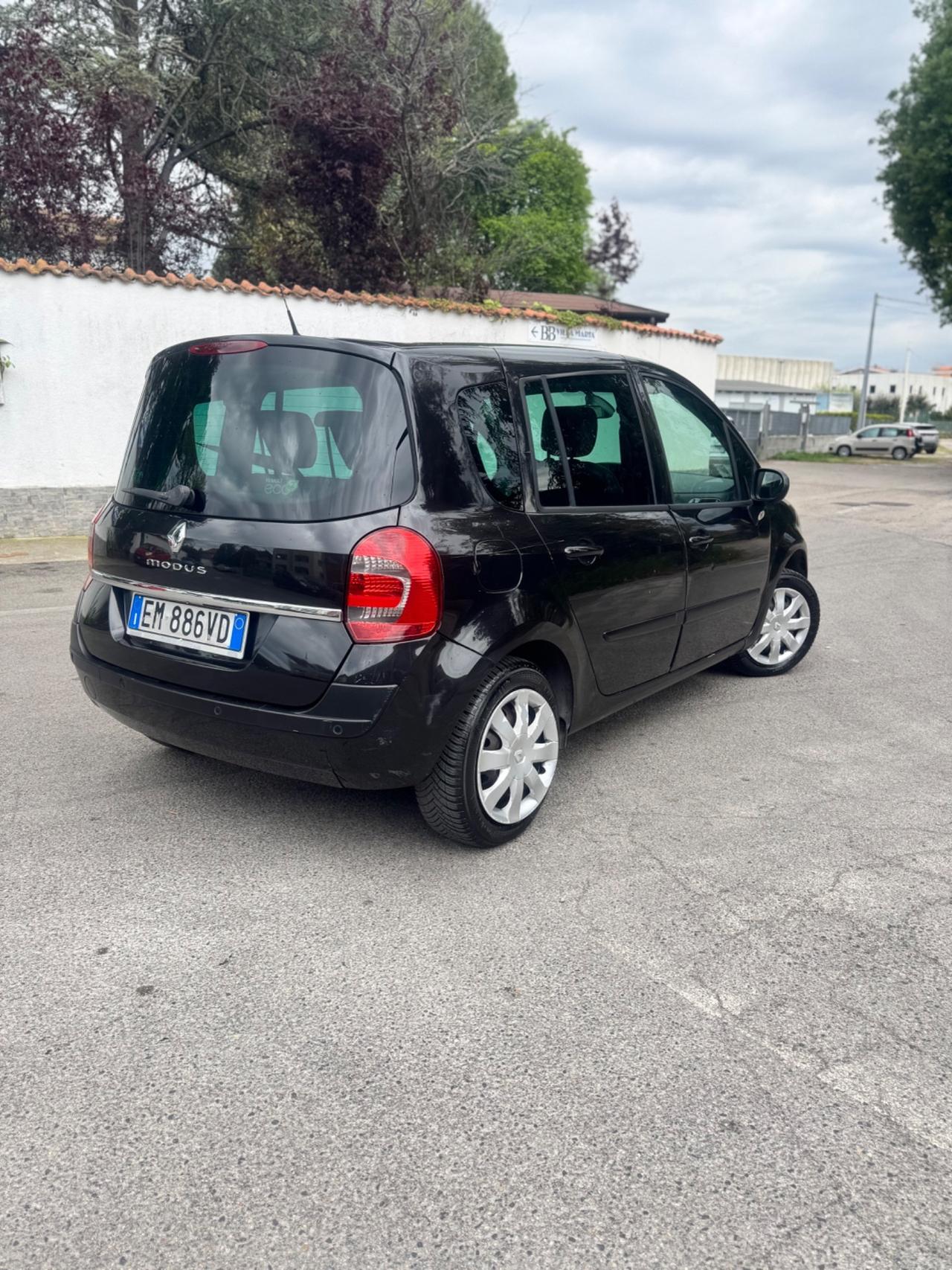 Renault Modus Grand Modus 1.2 16V Live