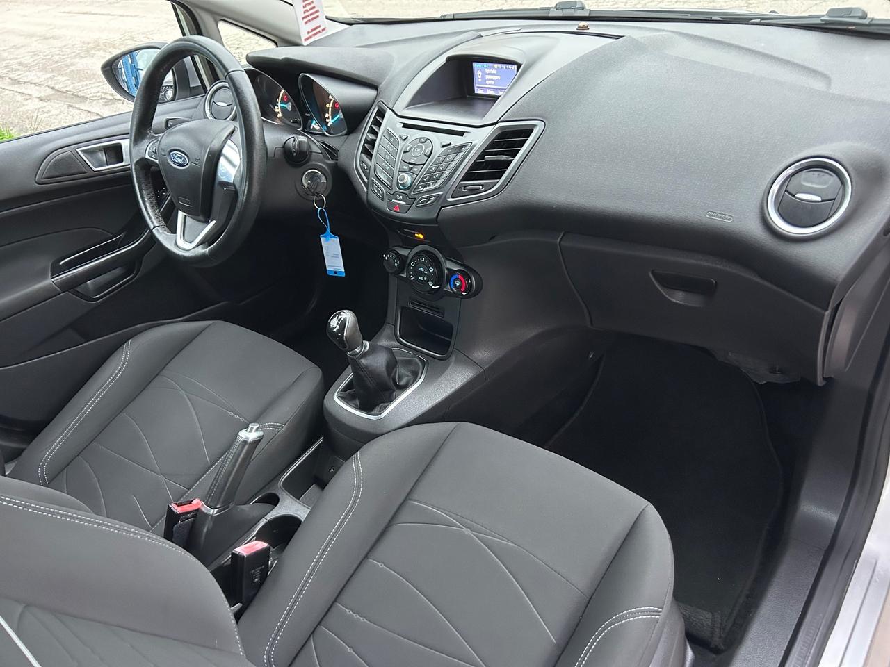 Ford Fiesta 1.5 TDCi 75 cv 2015 68.000 km