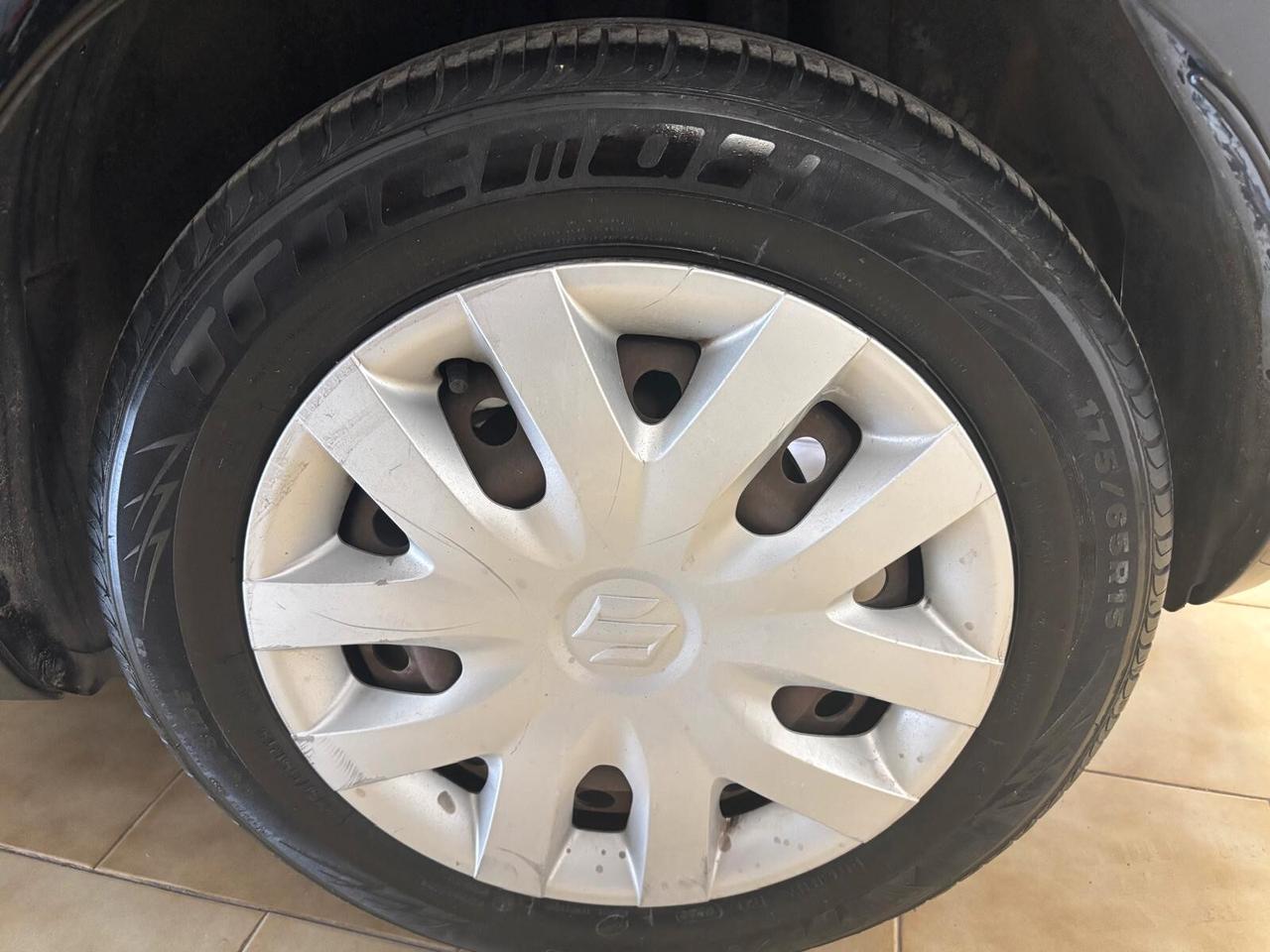 SUZUKI SWIFT ANNO 2012 BZ 1.2 ADATTA NEOPATENTATI KM 167 MILA