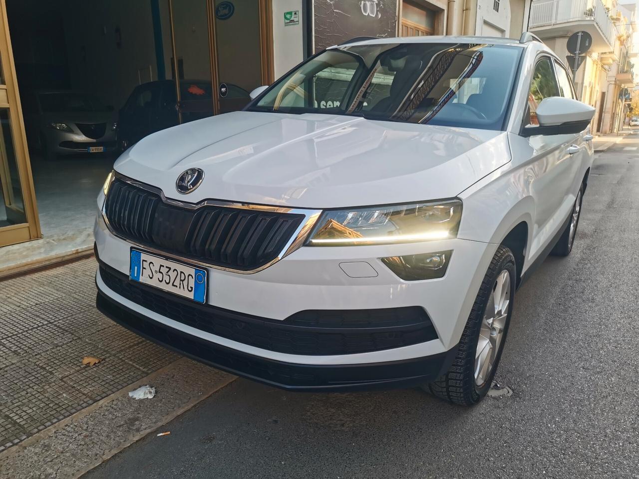 Skoda Karoq 1.6 TDI 115 CV DSG AMBITION FULL