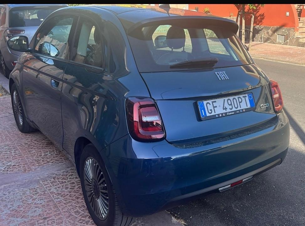 Fiat 500 E pari al nuovo