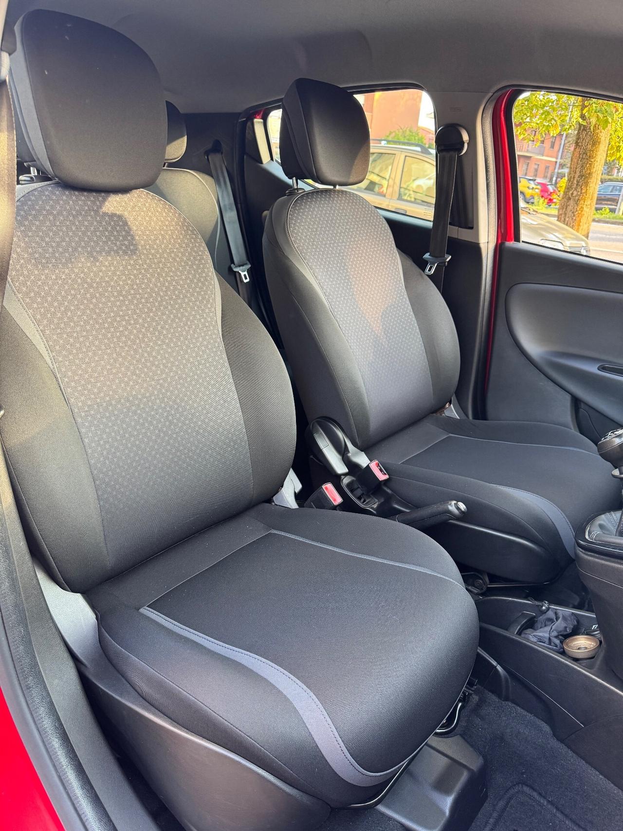 Lancia Ypsilon 1.2 69 CV GPL di casa Ecochic