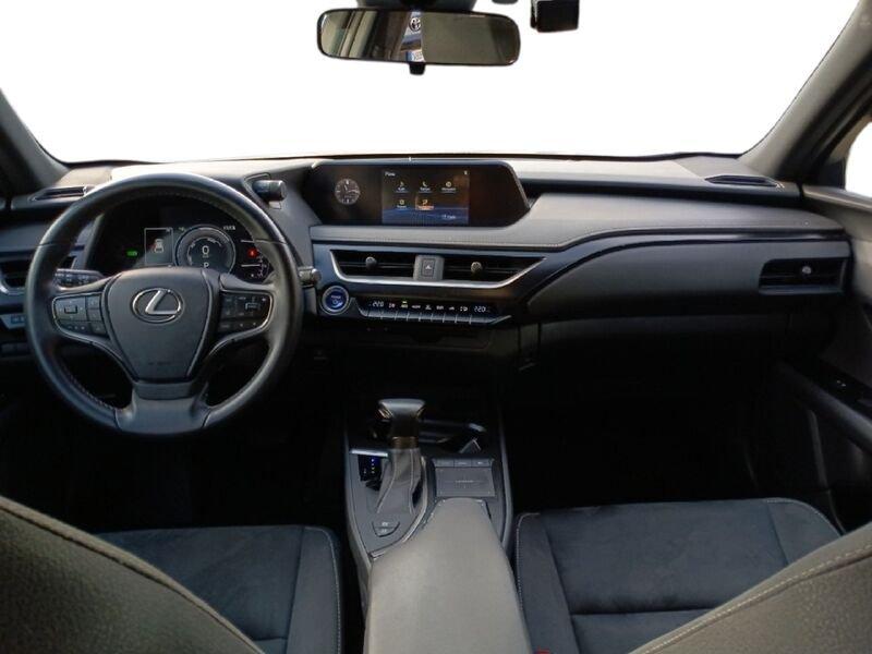 Lexus UX UX Hybrid Executive