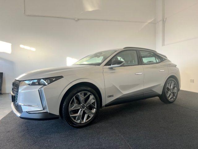 DS AUTOMOBILES DS 4 E-Tense 225 Cross Trocadero plug-in