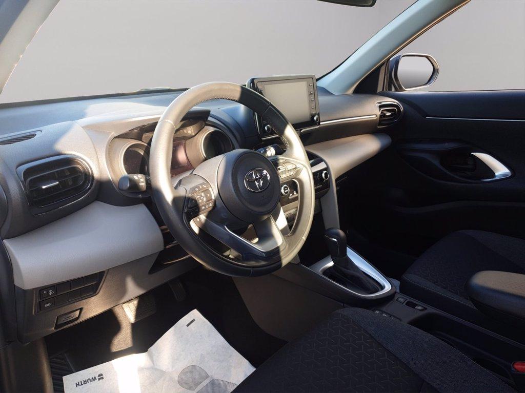 TOYOTA Yaris cross 1.5h active fwd 116cv e-cvt del 2022
